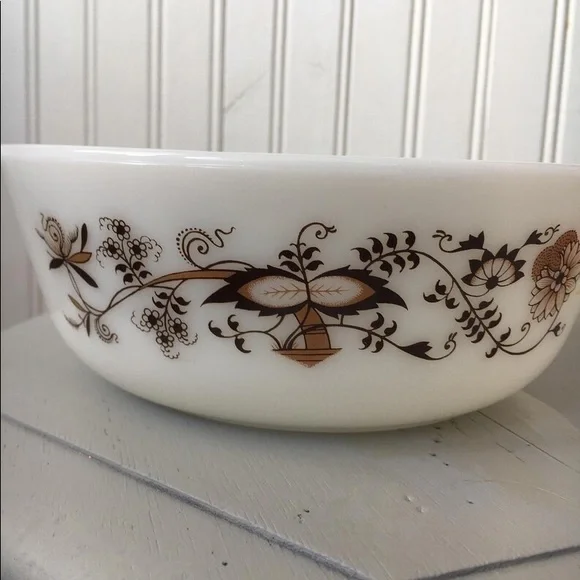 Pyrex dish - Picture 2 of 6